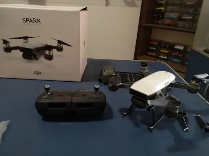 VENDO DRONE SPARK 