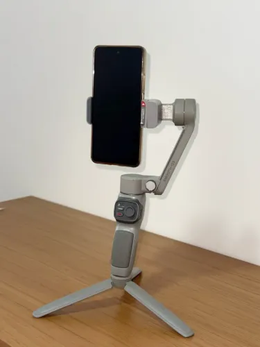Gimbal Zhiyun Smooth Q3 para Celular + Tripé + Case