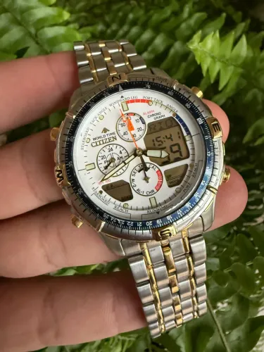Relógio Citizen C320 Navisurf Branco Hora Mundial