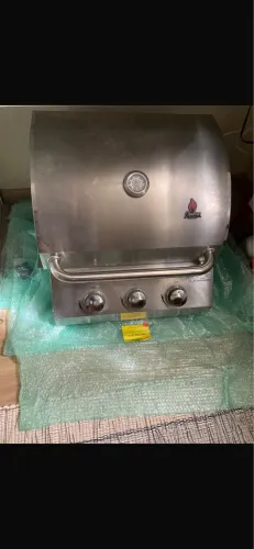 Vendo churrasqueira a gás chaleur nunca usada