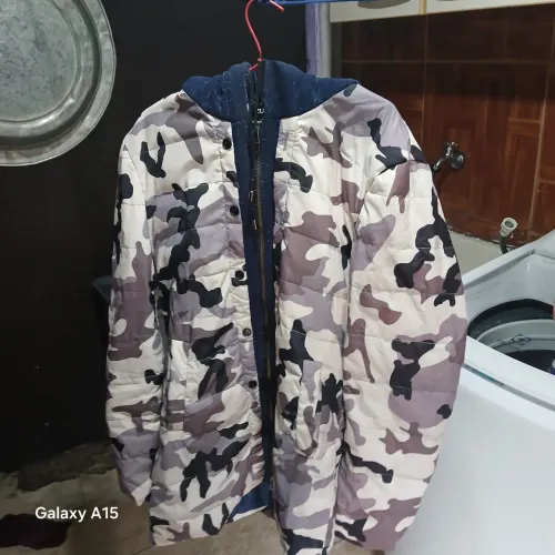 Vendo essa Jaquetinha feminino da marca JUOBINOl L