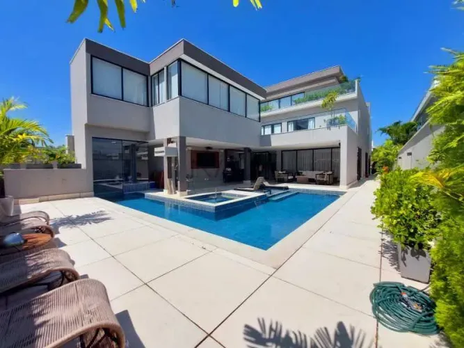 Casa em Condomínio para venda e aluguel Barra da Tijuca, Rio de Janeiro 5 quartos 800m²