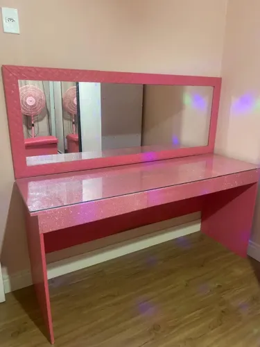 Penteadeira Rosa Camarim dos Sonhos! Glitter, Vidro Temperado e Espelho Gigante