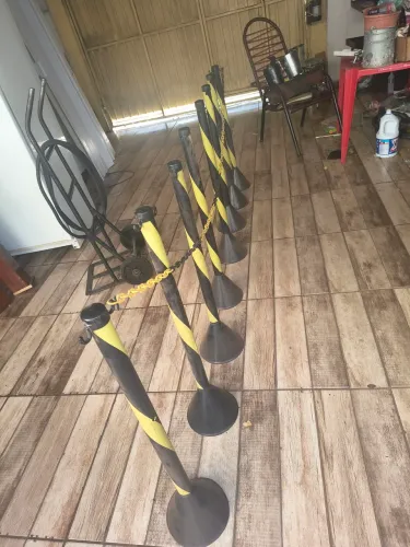 8 Organizador de fila e uma corrente