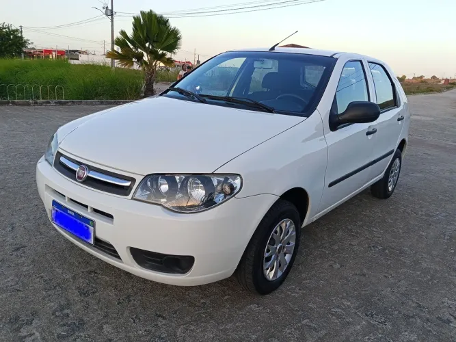 Fiat Palio 1.0 Economy Fire Flex 8V 4P 2014