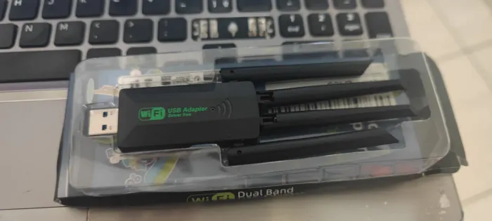 Adaptador USB WiFi dual band 5 e 2.4Ghz 4 antenas