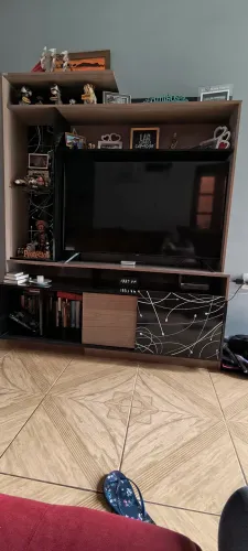 Vendo Estante com Espaço para Tv de até 55 polegadas