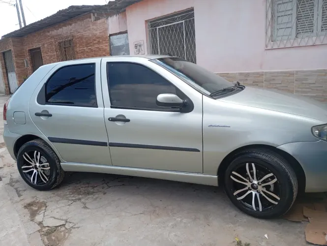 Fiat Palio 1.0 Cel. Econ./italia F.flex 8V 4P 2010