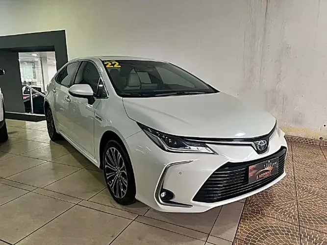 Toyota Corolla Altis Prem. Hybrid 1.8 Flex AUT 2022