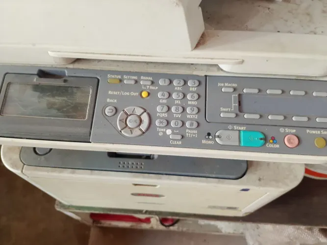 Para retirada de peças - Impressora OKI MB491+.