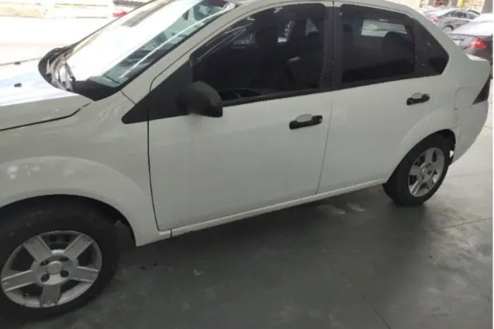 Ford Fiesta Sed. 1.6 8V Flex 4P 2012