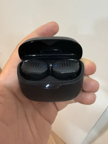 JBL TUNE BUDS 
