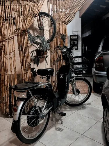 BICICLETA ELÉTRICA VELOSTER 350W À VENDA