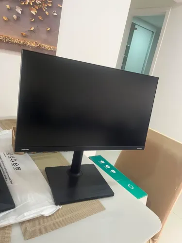 VENDO MONITOR GAMER SAMSUNG ODYSSEY G30, 24 POL VA, FHD, 1MS, 144HZ