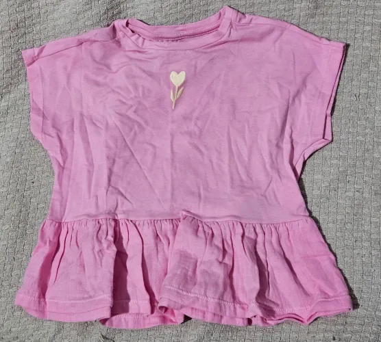 Blusa Infantil com Bordado e Babado