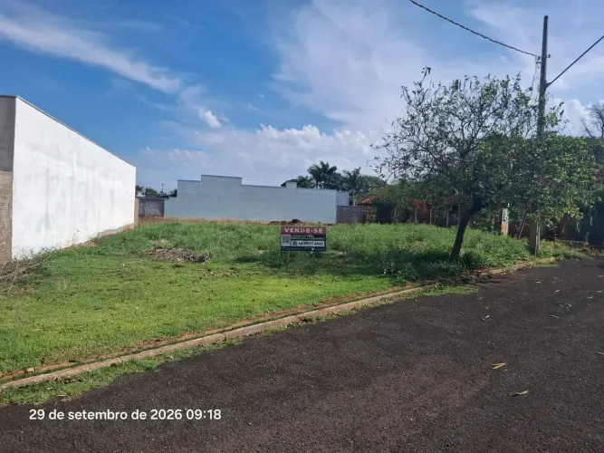 Lote 09-B / Qd. 108 em 180x no Jardim Barcelona, Maringá- PR