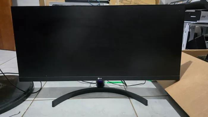 Monitor LG UltraWide 29" IPS Full HD - Modelo 29WL500-B