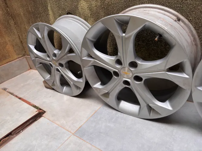 Vende-se rodas de liga aro 17 chevrolet cruze