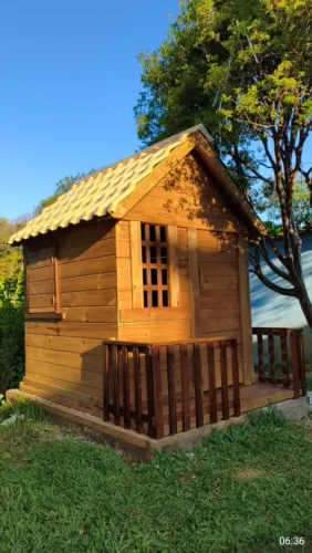 Casinha de madeira imunizada 