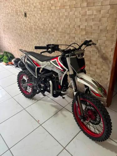Vendo MXF 150 2025 , moto toda revisada com 46,1 horas rodadas
