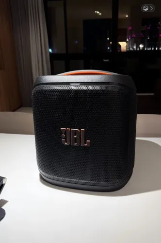  Alto-falante Jbl Partybox Encore Essential 2 Party preto 