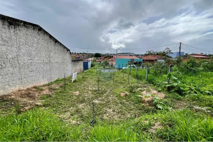 TERRENO À VENDA  189m² | EXCELENTE OPORTUNIDADE PARA MORAR OU INVESTIR!