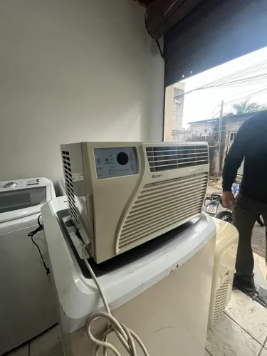 Ar-condicionado Janela Gree 7000 BTUs 127v