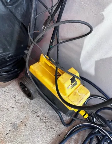Lavadora Alta Pressão Karcher HD 585 Turbo Profissional Motor de Indução
