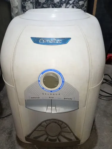 Bebedouro Esmstec mão tá gelando