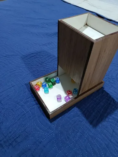 Torre de dados caixa 20x10x10 em mdf 6mm