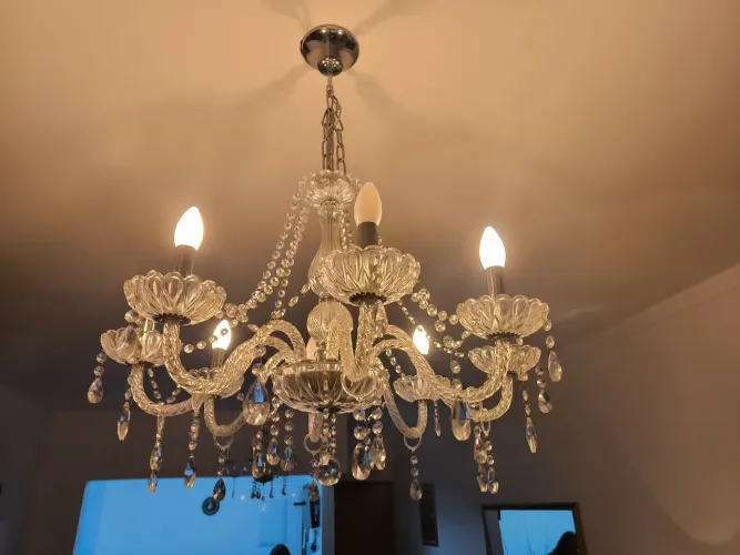 Lustre Sala