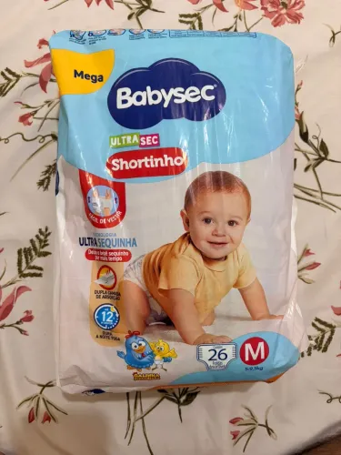 Fralda Babysec Shortinho (tamanho M ? 5 - 9,5kg)