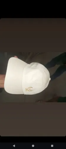 Boné overed original novo 120$, não baixo. Facilito entrega