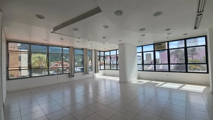 Sala Comercial no Via Lagoa, Florianópolis
