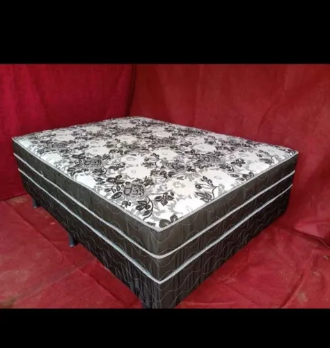 Cama box casal - Espuma D33 com 16cm