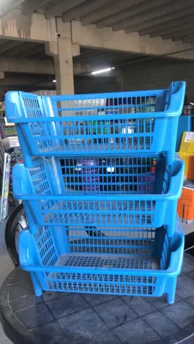 Cesto expositor e organizador empilhável direto da distribuidora em até 10x sem juros