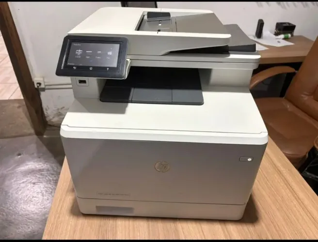 Impressora Hp lazer 477