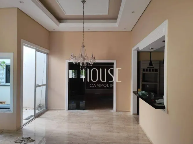 Casa em Sorocaba, com 252m², à venda em condomínio de alto padrão Residencial Gramados de