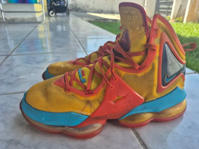 Tenis lebron XIX, space jam