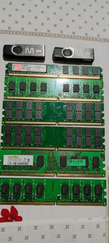 Memória ram DDR2 para Pc , de 4 e 2 Gb frequência de 800ghz