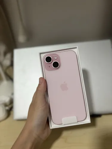 iPhone 15 Perfeito nenhuma marca