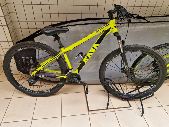 Bicicleta Aro 29 Rava Pressure - Freio Hidráulico - Alumínio 21v (Ótimo Estado e Revisada