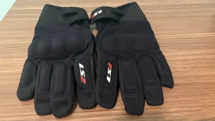 Luva LS2 Dart II para motoqueiro