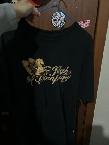 camiseta high