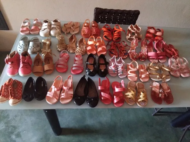 Kit sapatos e sandálias