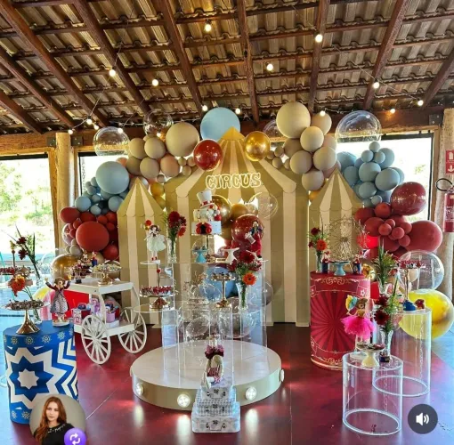 Decoraçao completa tema circo de luxo