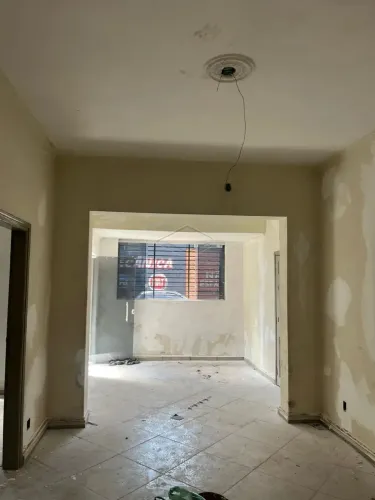 COMERCIAL PRÓXIMO AO CONFIANÇA DO CENTRO, COM 14 SALAS. CENTRO, BAURU/SP.