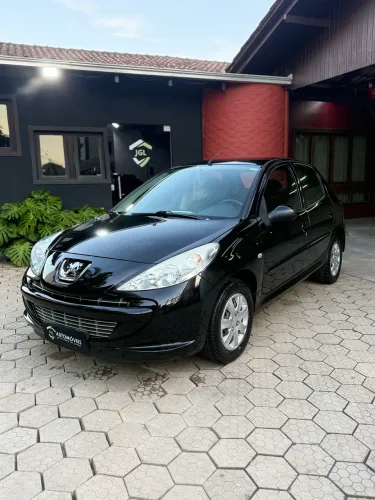 Peugeot 207 XR 1.4 Flex 8V 5P 2012