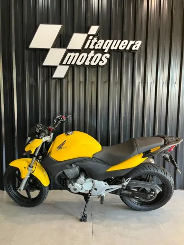 HONDA CB300 2012