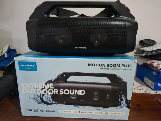 Caixa portátil Motion Boom Plus da Anker
